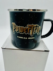 PowerTrip 2023 Esclusiva tazza da caffè da campeggio Indio CA VIP AC/DC Metallica - Foto 1 di 5
