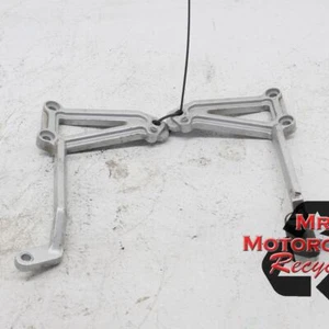 98 99 00 01  KAWASAKI CONCOURS 1000 OEM REAR BACK PASSENGER PEG SET PAIR B41D - Bild 1 von 3