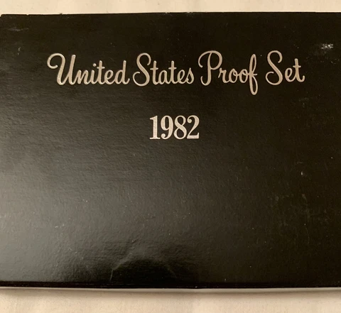 1982 United States Mint Annual 5 Coin Proof Set Original and as issued Cover