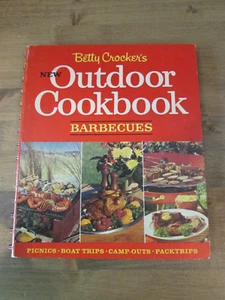 1967 Betty Crocker's New OUTDOOR COOKBOOK Barbecues 1st Edition 1st Printing VG - Bild 1 von 7