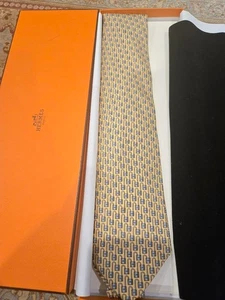 HERMES Silk Tie CRAVATE 31 - Picture 1 of 2