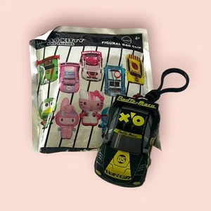 Hello Kitty and Friends Figural Bag Clip S3 ( Mystery Exclusive Batz Maru Car) - Picture 1 of 3