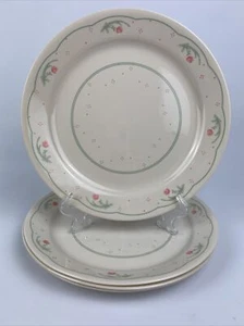Corelle Calico Rose 10 inch Dinner Plates (set of 4) EUC Nice! - Picture 1 of 7