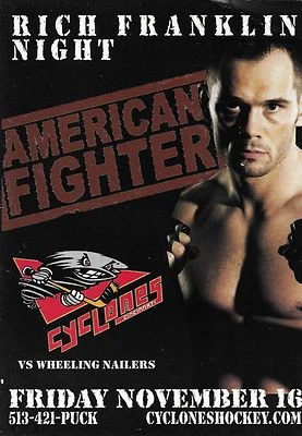Tarjeta promocional de 4x6 de hockey Rich Franklin Night de Cincinnati Cyclones foto UFC Foto 1 de 3