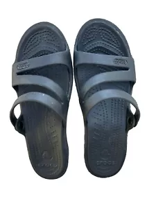 Crocs Women's 7 Sanrah Black Strappy Wedge Slip On Open Toe Sandals D2 - Picture 1 of 11