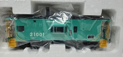 Lionel 6-17662 Penn Central Caboose O gauge **NIB** - Image 1 of 3