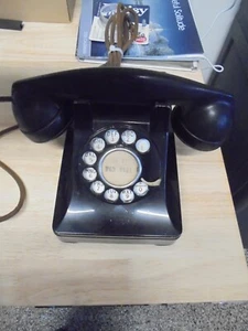 Vintage F1 Black Bakelite Bell System Western Electric Rotary Dial Desk Phone - Picture 1 of 5