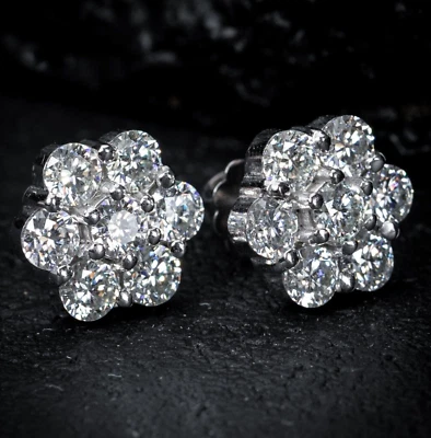 Pendientes grandes de oro blanco de plata de ley 925 con racimo de flores circonita cúbica atornillado trasero Foto 1 de 4