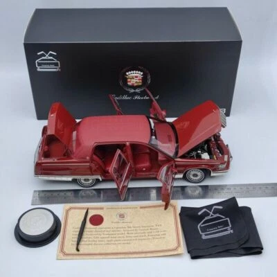 Dealer Edition 1:18 Cadillac Fleetwood Brougham 1992-1994 red Diecast Edition - Image 1 of 4