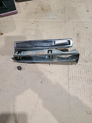Original 1969-1972 GM Pontiac Grand Prix Flush Mount Door Handles #9718092 6A - Image 1 of 4
