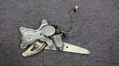 TOYOTA ALTEZZA LEXUS IS300 SXE10 Rear Right Side Window Regulator With Motor - Image 1 of 3