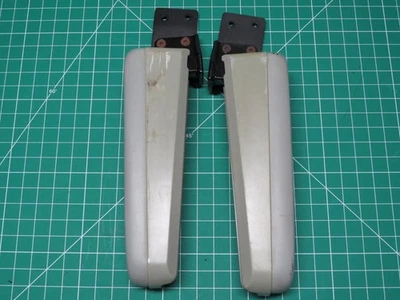 Juego de reposabrazos OEM Hoveround Teknique XHD con soportes Foto 1 de 4