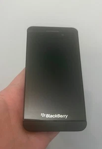 BlackBerry Z10 - 16GB  Black+  (Unlocked)+ ON SALE !!! - Picture 1 of 2