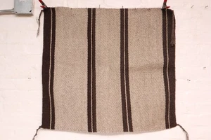 Antico tappeto Navajo nativi americani indiani 32x30 tappeto a righe coperta sella vintage - Foto 1 di 10