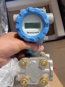 HONEYWELL ST800 PRESSURE TRANSMITTER STD810 - Picture 1 of 3