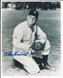 Tommy Henrich New York Yankees Signed Auto 8x10 Photo JSA Certified Autograph - Picture 1 of 1
