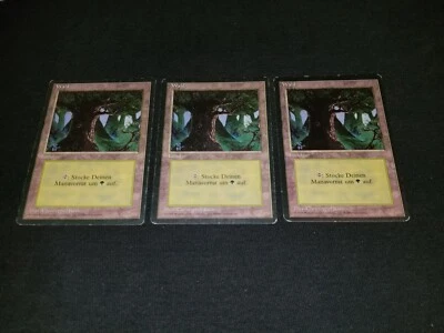 MTG 1x Revised common basic land HP German FBB Forest (Eyes) - ships w/ tracking - Image 1 of 2