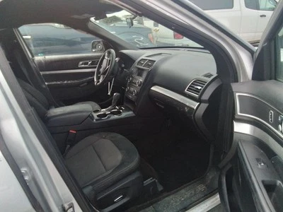 Bolsa de aire inferior derecha para la rodilla del pasajero delantero Ford Explorer 2013-2019 Foto 1 de 4