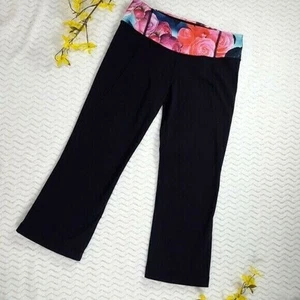 Lululemon, Secret Garden Of Roses, Pantalone Crop Capri, Nero/Floreale Donna Tg 4 - Foto 1 di 6