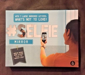 Espejo selfie pulgar hacia arriba con 7 letras grandes decoración de pared - Imagen 1 de 4