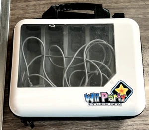 Wii Party Powerbox 4 Controller Ladestation Tragetasche weiß Reißverschluss - Bild 1 von 12