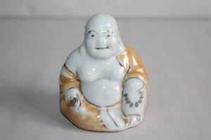 Ancien petit Bouddha en porcelaine asiatique, hauteur 7.5 cm - Picture 1 of 5