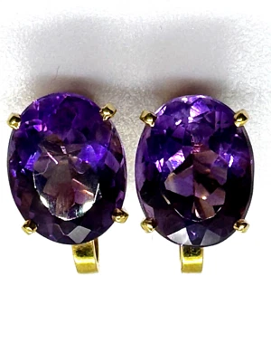 Preciosos pendientes de clip de amatista Sauer Amsterdam de diseñador de 18k Foto 1 de 4