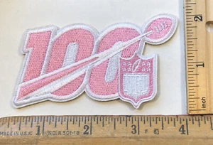 NFL 100th Anniversary Shield Logo Patch Football Pink Breast Cancer Awareness 4" - Bild 1 von 2