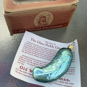 Old World Christmas Christmas Pickle Blown Glass Green Ornament 4.5" Traditional - Picture 1 of 8