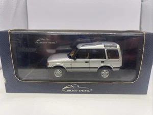 Land Rover Discovery I (silber) 1994 1:43 fast echt Top Zustand - Bild 1 von 6