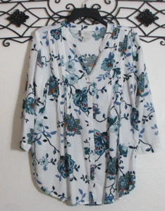ST. John's Bay Women's Top Size M Long Sleeve Multicolored Floral V Neck - Picture 1 of 5