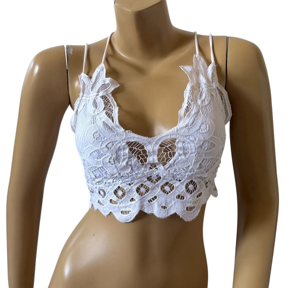 Sujetador bralette True by RUE 21 para mujer talla pequeña de encaje blanco largo Foto 1 de 4