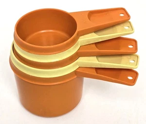 Vintage Orange  & Tannish Yellow Tupperware Measuring Cups - 5 Pieces - Picture 1 of 16