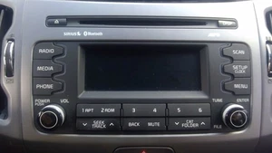 Audio Equipment Radio Receiver US Market Fits 14-16 SPORTAGE 1538271 - Picture 1 of 7