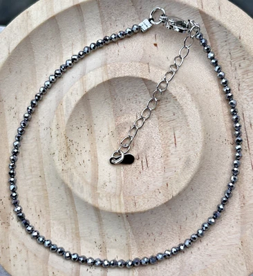 Zartes grau silber Terahertz Armband facettiert Edelstein Kristall 2mm Heilstein - Bild 1 von 4