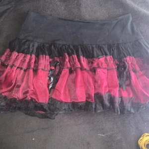 Y2K Tripp Red And Black Ruffle Mini Skirt - Picture 1 of 19