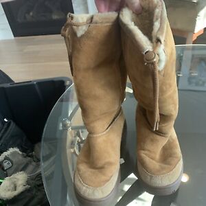 UGGS Brown Drawstring Rubber Sole Boots Size 8