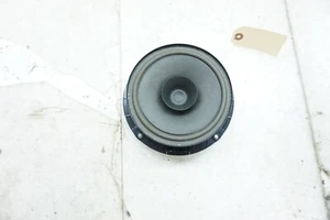 Altavoz puerta trasera izquierda Volkswagen Passat 2016-2019 fabricante de equipos originales - Imagen 1 de 6
