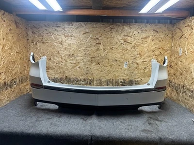 PANEL DE CUBIERTA DE PARACHOQUES TRASERO ACURA MDX TYPE-S 22-24 CON MOLDURA DE CENEFA BLANCA OEM 53K Foto 1 de 4