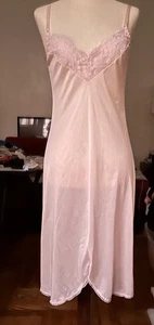 Vintage Spitzen Schlupfkleid Nachthemd ohne Etikett Gr. Small rosa Fee Kokette Glamour - Bild 1 von 16
