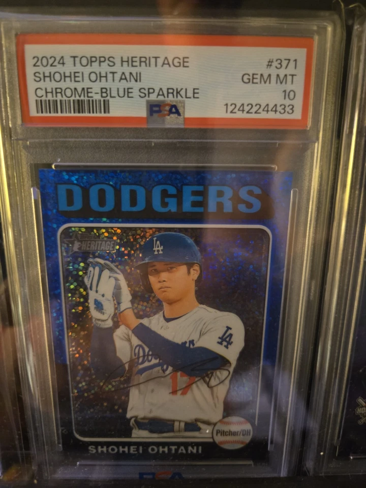 Topps Heritage 2024 cromo #371 Shohei Ohtani SP azul brillo persecución paquete misterioso Foto 1 de 1