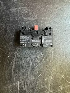NEW! SIEMENS 10A 400V N.C. SPST CONTACT BLOCK 3SB3400-0C - Foto 1 di 3