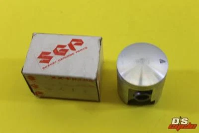 NOS OEM Suzuki Piston (54.00mm) 1981-1983 RM125 12110-14113 - Image 1 of 4
