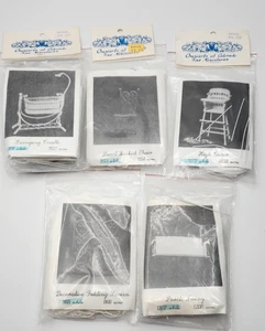 Lotto casa delle bambole miniatura Omniarts of Colorado 5 kit Virginia Rinard anni 80 - Foto 1 di 8