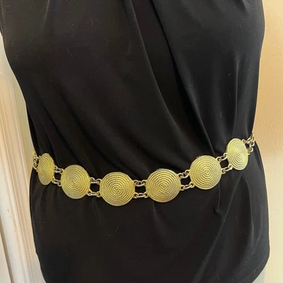 Cinturón de cadena medallón espiral tono dorado hasta 40” cintura discoteca disfraz Larp disfraces Foto 1 de 4
