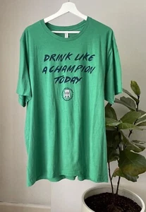 Men's BARSTOOL SPORTS Green Drink Like A Champion T-Shirt Tee Shirt Size 3XL - Imagen 1 de 3