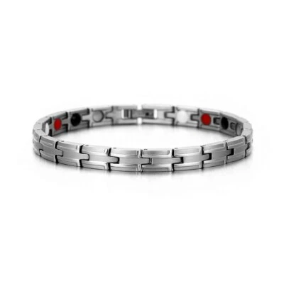 Brazalete de terapia de titanio plateado para hombre y mujer con imanes médicos Power Energy Foto 1 de 4