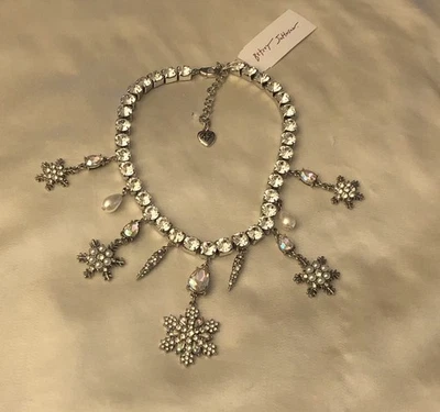 Collar babero Betsey Johnson tono plata copo de nieve e hielo detalles de cristal nuevo con etiquetas Foto 1 de 4