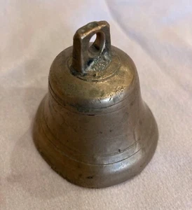 ANTIQUE MINIATURE BELL (BRASS OR BELL METAL) Approx 5cm total height - Picture 1 of 4