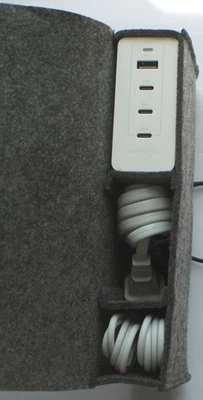 Kit Cargador Mophie 120W GaN 4 Puertos, 2 Cables USB-C, Cargador de Pared Alimentación CA, Estuche Foto 1 de 4